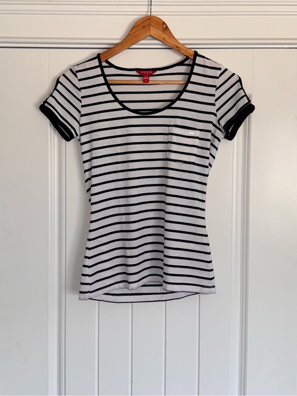 GUESS Black and White Striped Scoop Neck Tee